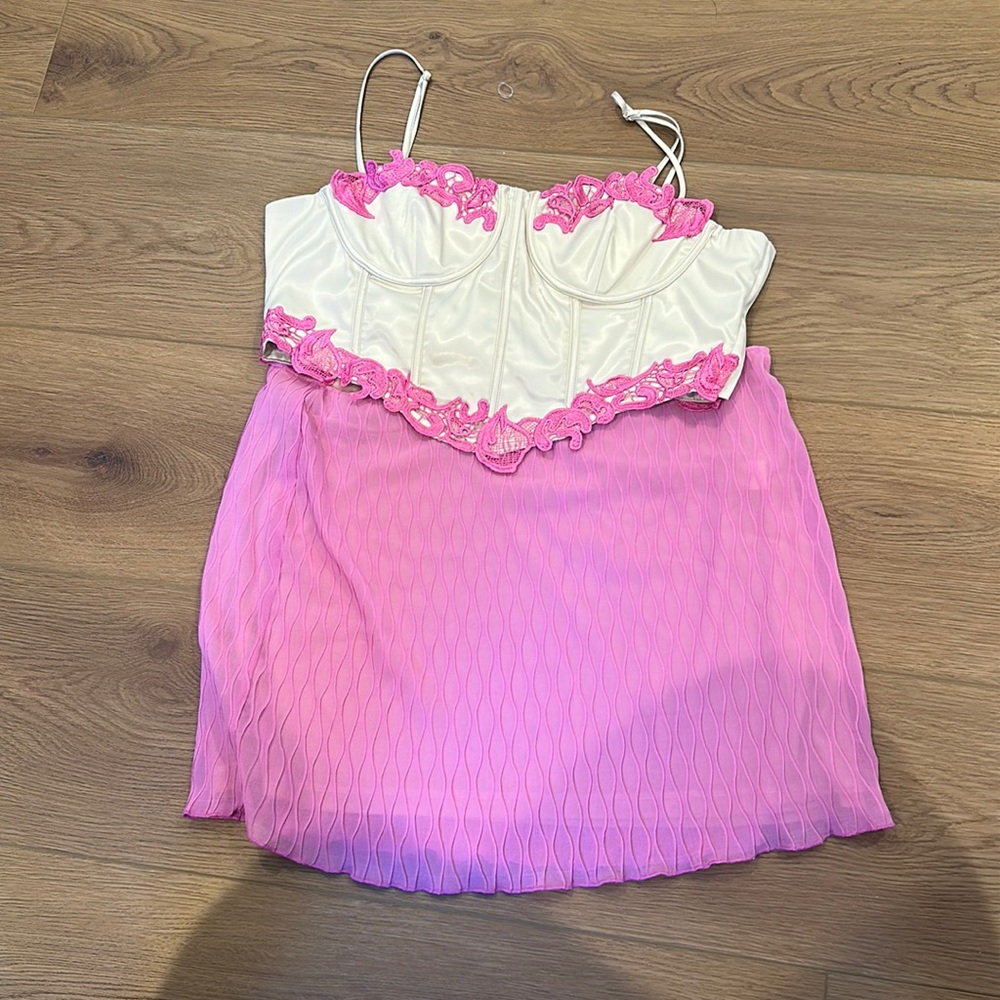 Brand new Meshki corset top and skirt size XXL